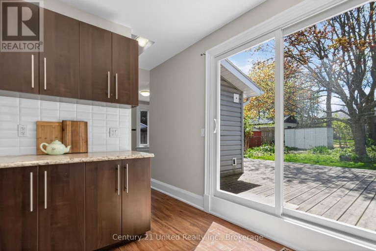 810 BYRON STREET S, Whitby (Downtown Whitby), Ontario, L1N4R8