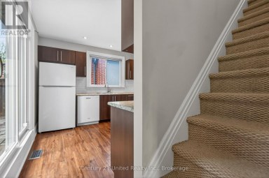 810 BYRON STREET S Whitby (Downtown Whitby) Ontario photo 21