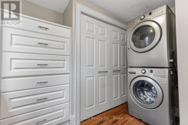 810 BYRON STREET S Whitby (Downtown Whitby) Ontario photo 23