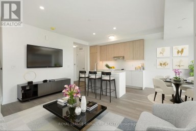 301 - 67 SAIGON DRIVE Richmond Hill Ontario photo 2