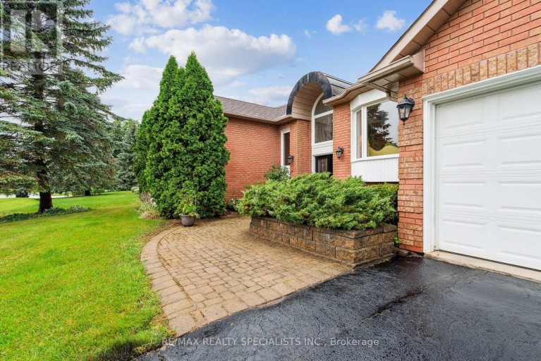 22 LAMONT CREEK DRIVE, Wasaga Beach, Ontario, L9Z1J9