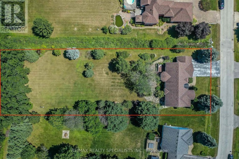 22 LAMONT CREEK DRIVE, Wasaga Beach, Ontario, L9Z1J9