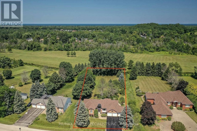 22 LAMONT CREEK DRIVE, Wasaga Beach, Ontario, L9Z1J9