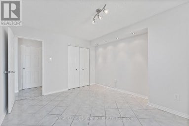 906 - 5 SAN ROMANOWAY Toronto (Black Creek) Ontario photo 17