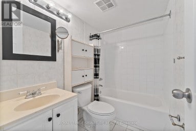 906 - 5 SAN ROMANOWAY Toronto (Black Creek) Ontario photo 18