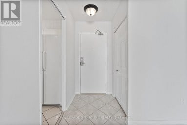 906 - 5 SAN ROMANOWAY Toronto (Black Creek) Ontario photo 2
