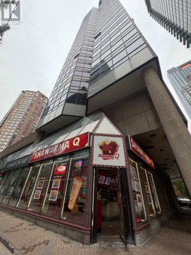 987 BAY STREET, Toronto (Bay Street Corridor), Ontario, M5S3C4
