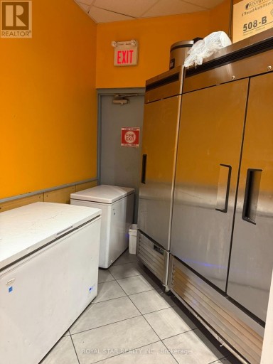 987 BAY STREET, Toronto (Bay Street Corridor), Ontario, M5S3C4