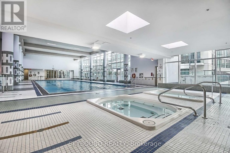 712 - 33 BAY STREET, Toronto (Waterfront Communities), Ontario, M5J2Z3