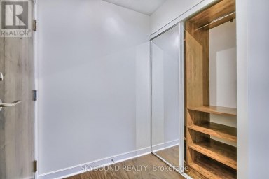 712 - 33 BAY STREET Toronto (Waterfront Communities) Ontario photo 7