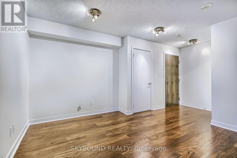 712 - 33 BAY STREET, Toronto (Waterfront Communities), Ontario, M5J2Z3