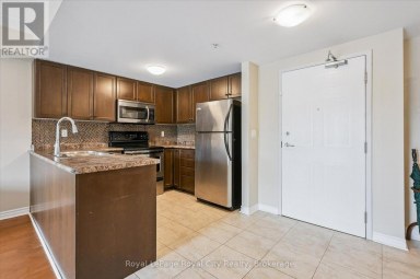 212 - 37 GOODWIN DRIVE Guelph (Pineridge/Westminster Woods) Ontario photo 4