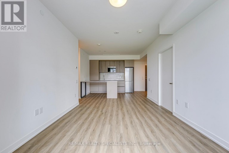 1018 - 2485 EGLINTON AVENUE, Mississauga (Central Erin Mills), Ontario, L5M2T1
