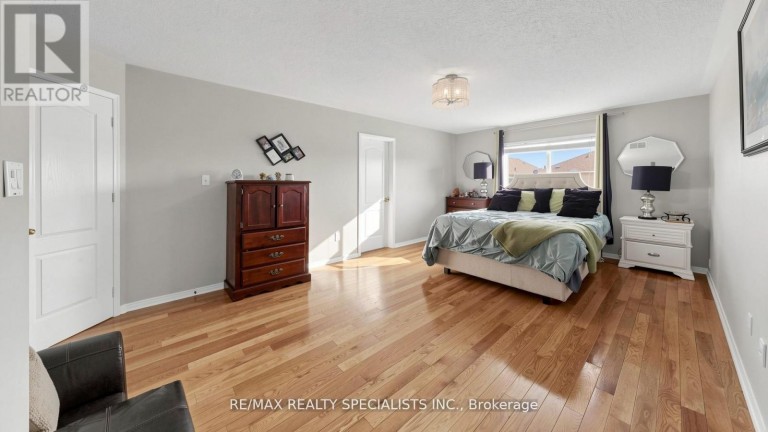 193 QUEEN MARY DRIVE, Brampton (Fletcher's Meadow), Ontario, L7A1Y3