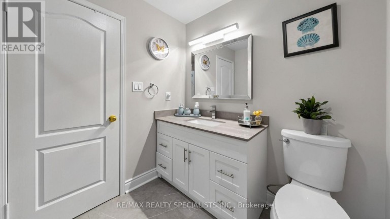 193 QUEEN MARY DRIVE, Brampton (Fletcher's Meadow), Ontario, L7A1Y3