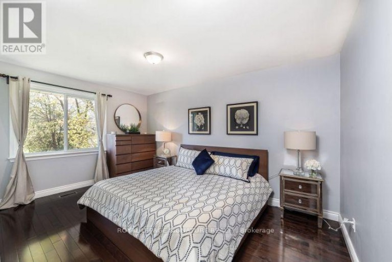 MAIN FLOOR APARTMENT - 438 THIRD LINE, Oakville (SW Southwest), Ontario, L6L4A5