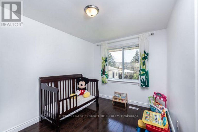 MAIN FLOOR APARTMENT - 438 THIRD LINE, Oakville (SW Southwest), Ontario, L6L4A5