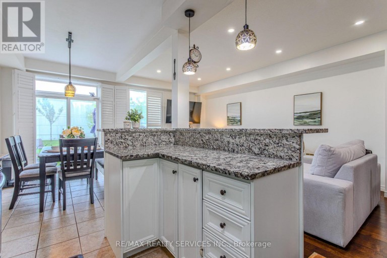 49 MARINA POINT CRESCENT N, Hamilton (Stoney Creek), Ontario, L8E0E4
