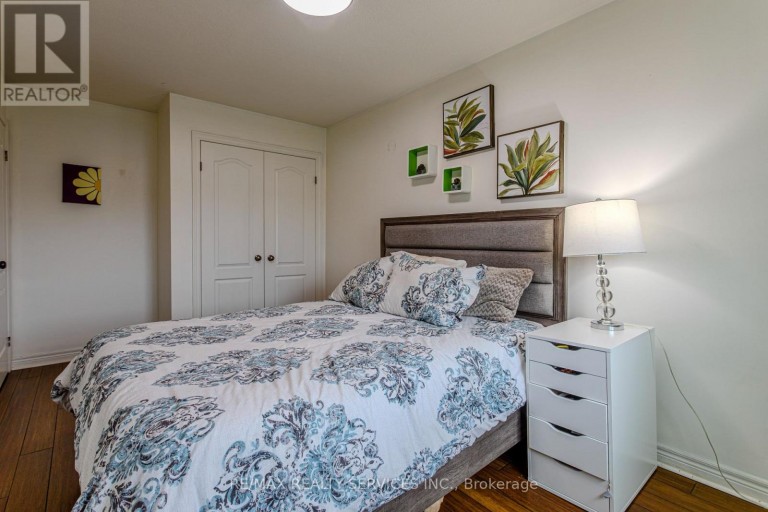 49 MARINA POINT CRESCENT N, Hamilton (Stoney Creek), Ontario, L8E0E4