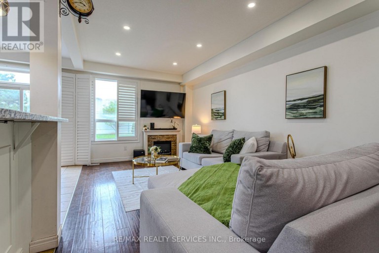 49 MARINA POINT CRESCENT N, Hamilton (Stoney Creek), Ontario, L8E0E4