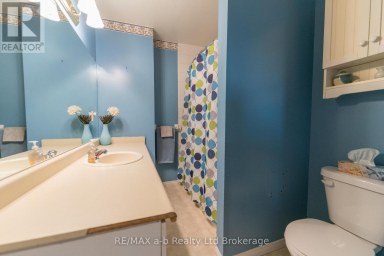 8 - 19 WREN COURT Tillsonburg Ontario photo 14
