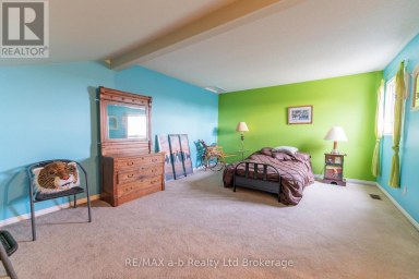 8 - 19 WREN COURT Tillsonburg Ontario photo 16