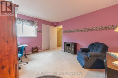 8 - 19 WREN COURT Tillsonburg Ontario photo 17