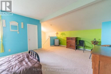 8 - 19 WREN COURT Tillsonburg Ontario photo 20