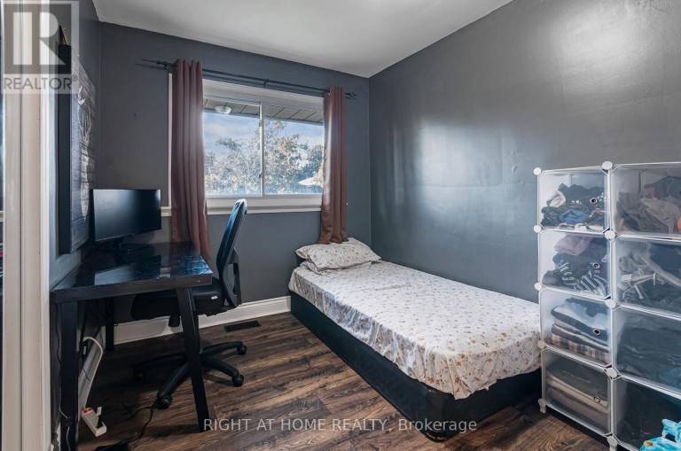 201 STEEL STREET, Barrie (Codrington), Ontario, L4M2G8