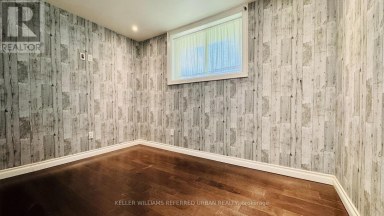 2255 URWIN CRESCENT Oakville (WO West) Ontario photo 27