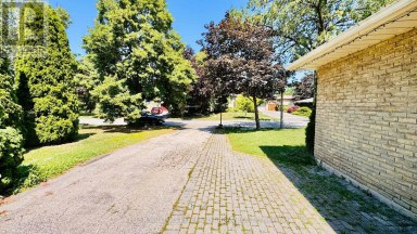 2255 URWIN CRESCENT Oakville (WO West) Ontario photo 36