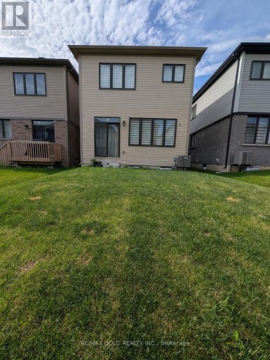 28 AMOS AVENUE, Brantford, Ontario, N3T0V4