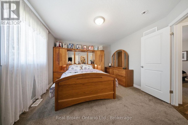 360 DOVER AVENUE, Norfolk (Port Dover), Ontario, N0A1N9