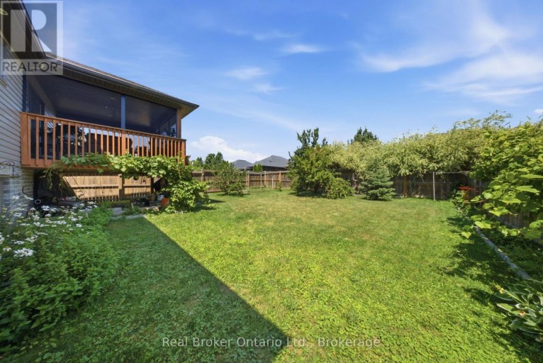 360 DOVER AVENUE, Norfolk (Port Dover), Ontario, N0A1N9