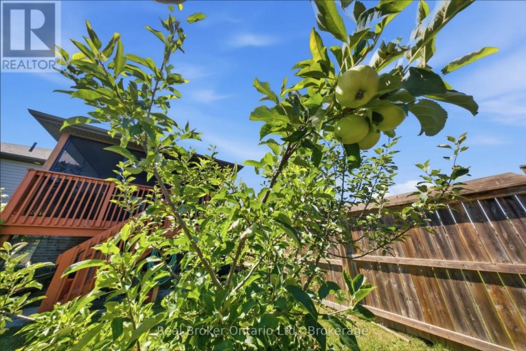 360 DOVER AVENUE, Norfolk (Port Dover), Ontario, N0A1N9