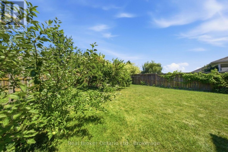 360 DOVER AVENUE, Norfolk (Port Dover), Ontario, N0A1N9