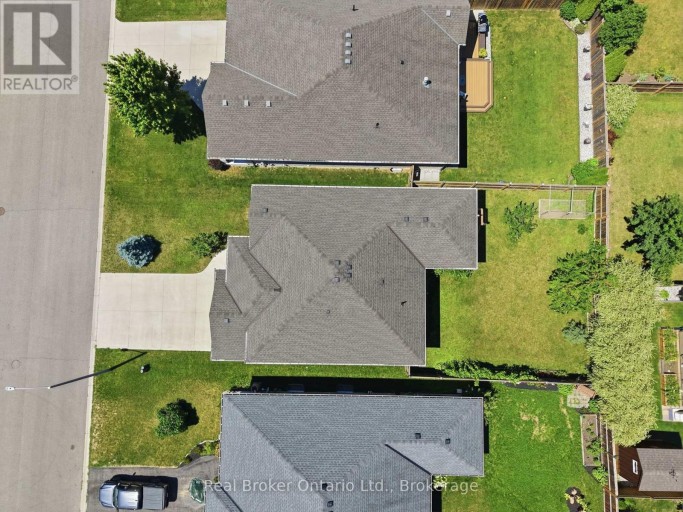 360 DOVER AVENUE, Norfolk (Port Dover), Ontario, N0A1N9