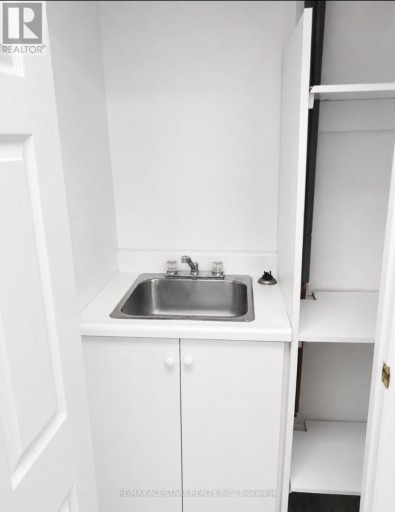 303 - 66 GERRARD STREET E, Toronto (Church-Yonge Corridor), Ontario, M5B1G3