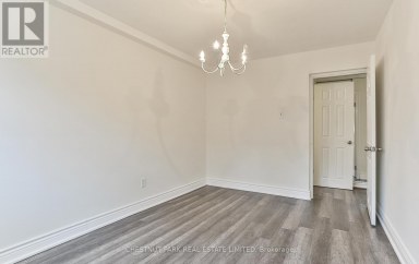 1 - 76 WALMSLEY BOULEVARD Toronto (Yonge-St. Clair) Ontario photo 24