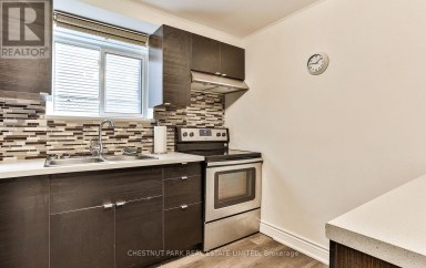 1 - 76 WALMSLEY BOULEVARD Toronto (Yonge-St. Clair) Ontario photo 7