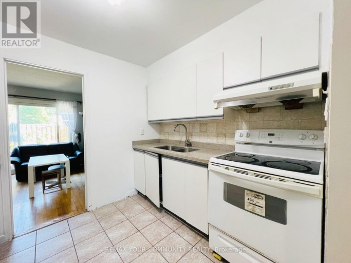 24 - 71 CASS AVENUE, Toronto (Tam O'Shanter-Sullivan), Ontario, M1T3P8