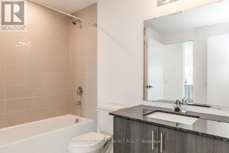 101 - 8 CULINARY LANE, Barrie, Ontario, L9J0J9