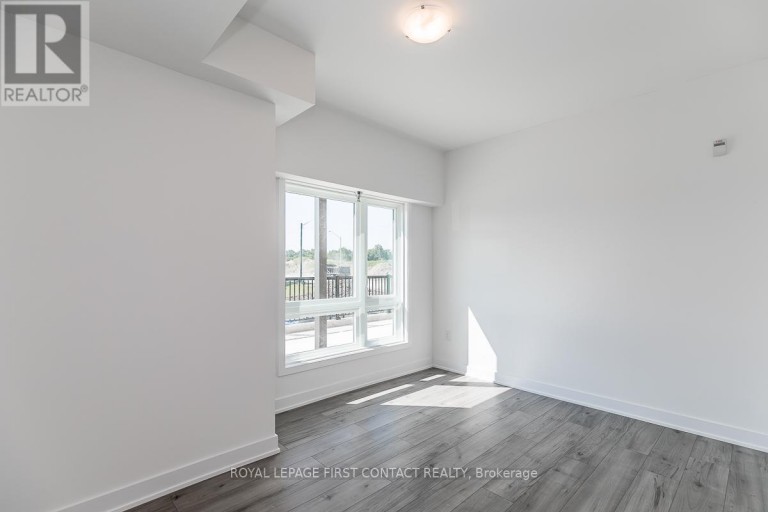 101 - 8 CULINARY LANE, Barrie, Ontario, L9J0J9