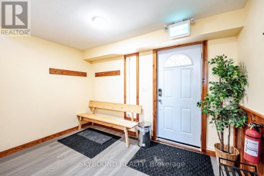 157 TYROLEAN LANE Blue Mountains Ontario photo 4