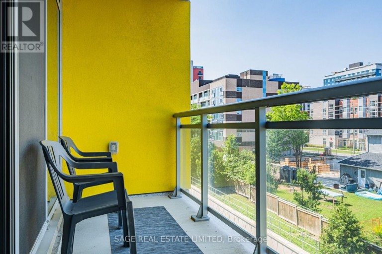 424 - 257 HEMLOCK STREET, Waterloo, Ontario, N2L0K2