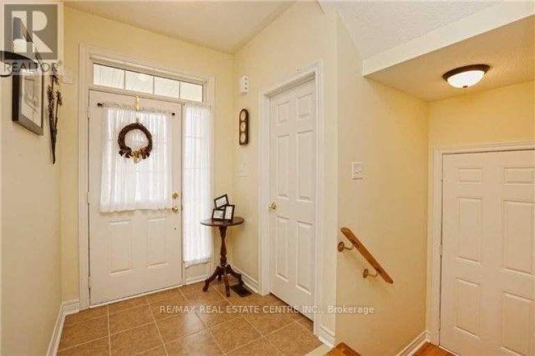 43 JOYWILL COURT, Brampton (Fletcher's Meadow), Ontario, L7A3T8