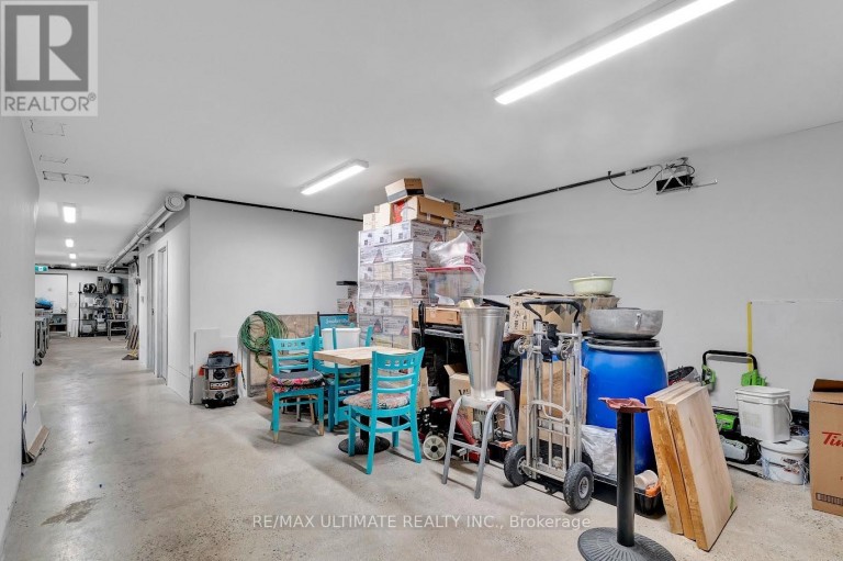 3320 KEELE STREET, Toronto (Downsview-Roding-CFB), Ontario, M3M2H7
