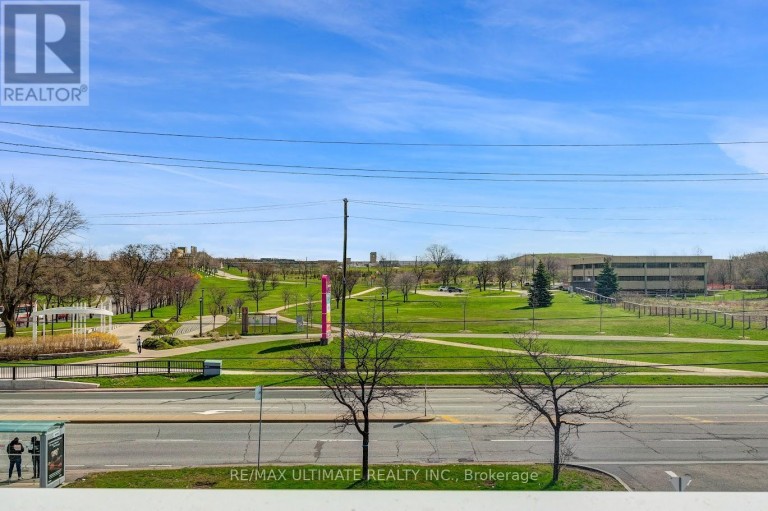 3320 KEELE STREET, Toronto (Downsview-Roding-CFB), Ontario, M3M2H7