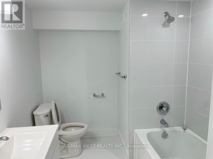 BASEMENT - 26 SMOOTHWATER STREET, Brampton (Sandringham-Wellington), Ontario, L6R2G2