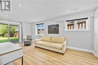 334 BLACKSMITH WAY Peterborough (Northcrest Ward 5) Ontario photo 29